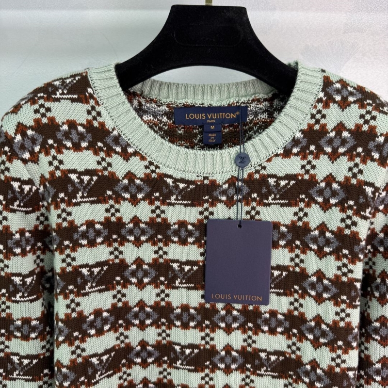 l0vis Vvtt0n sweaters